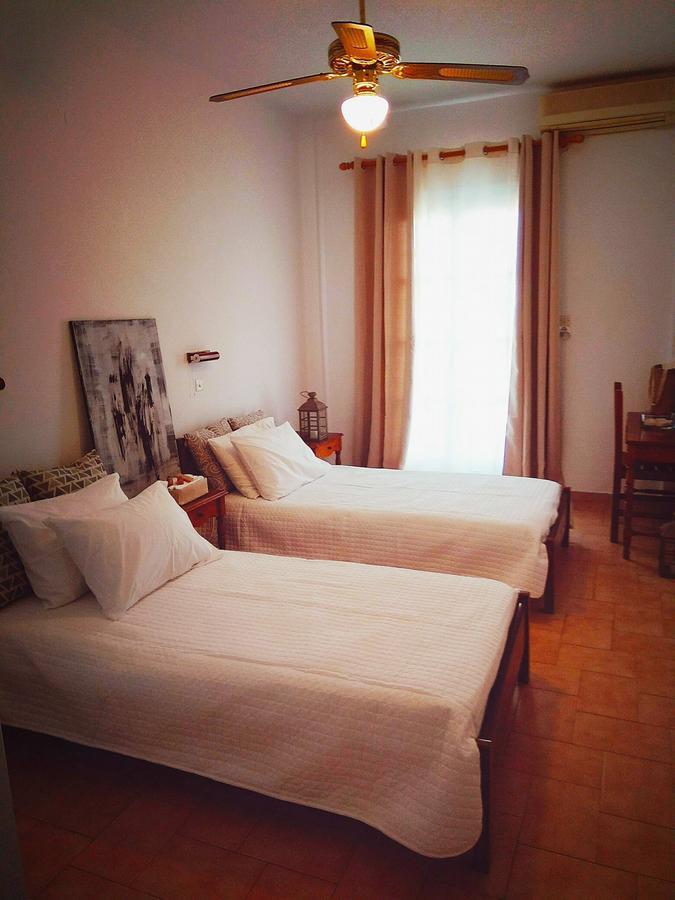 Villa Dioni Kamári Esterno foto